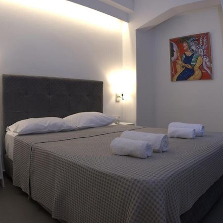 Synathens II - Apartments & Studios Екстериор снимка