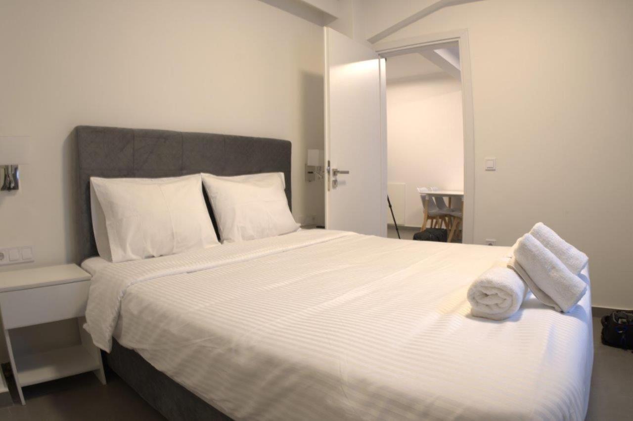 Synathens II - Apartments & Studios Екстериор снимка